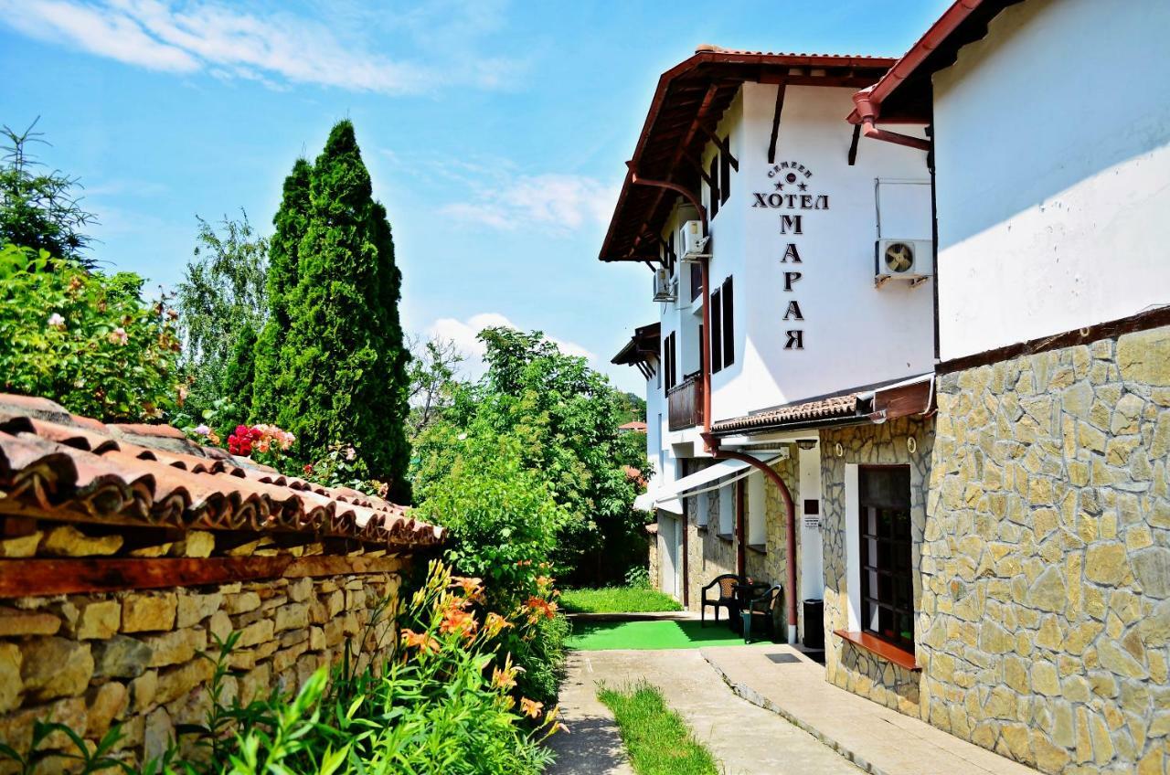 Family Hotel Maraya 阿巴纳西 外观 照片